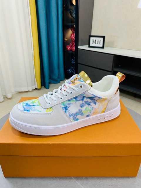 men LV shoes-312